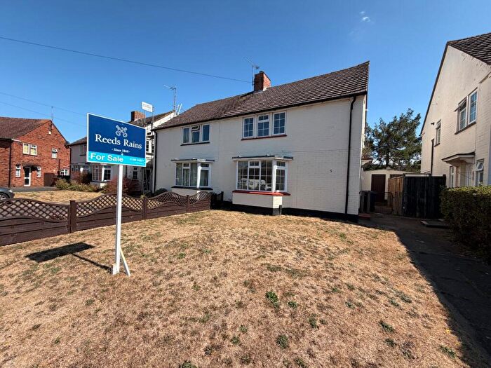 3 Bedroom Semi-Detached House For Sale In Courtiers Drive, Bishops Cleeve, Cheltenham, Gloucestershire, GL52
