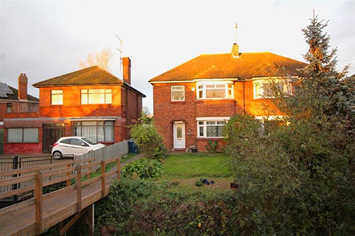 3 Bedroom Semi Detached House For Sale In Leverington Road, Wisbech, PE13