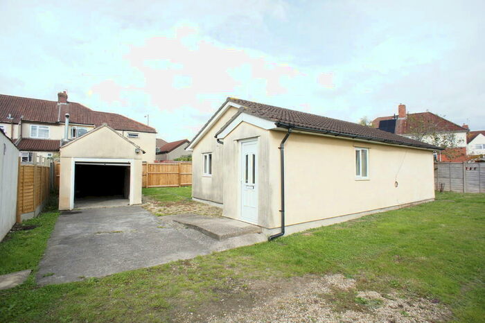 2 Bedroom Detached Bungalow To Rent In Filton Avenue, Horfield, BS7