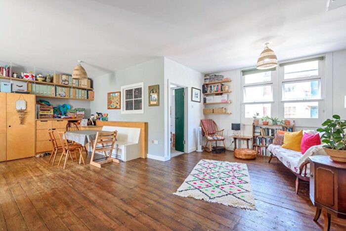 2 Bedroom Apartment To Rent In Cleaver Street, London, SE11