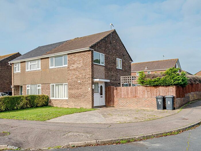 3 Bedroom Semi-Detached House To Rent In Rockall Drive, Hailsham, BN27