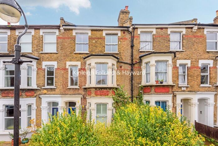1 Bedroom Flat To Rent In Fenwick Road, London, SE15