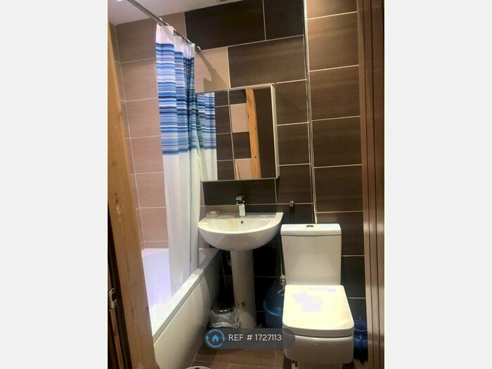 2 Bedroom Flat To Rent In Great Horton Road, Bradford, BD7