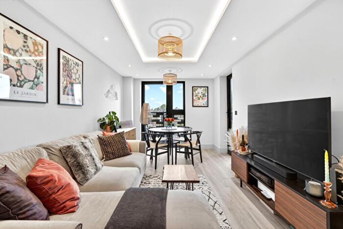 1 Bedroom Flat For Sale In Tottenham Lane, Berkeley House, N8