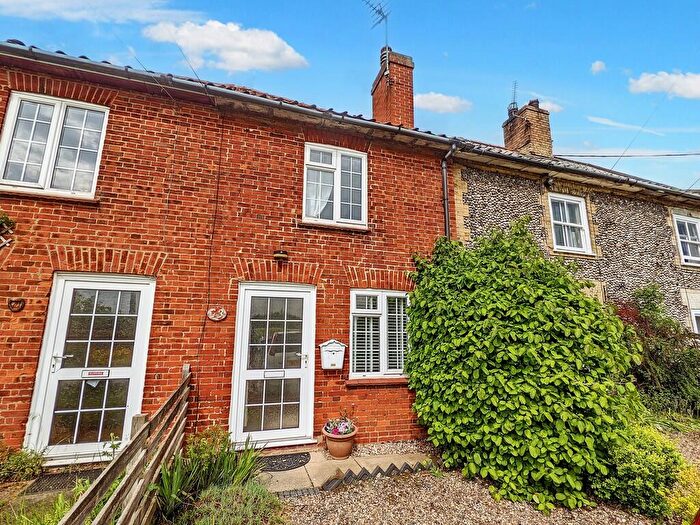 2 Bedroom Terraced House To Rent In The Street, Hindringham, NR21