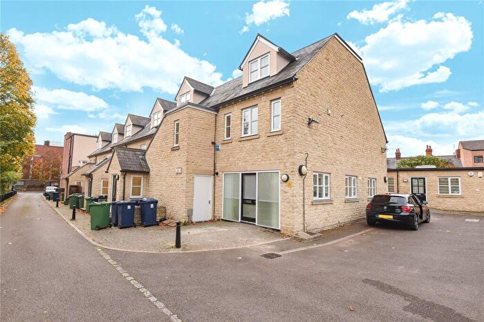 1 Bedroom Flat To Rent In Evelyn Court, B Cowley Road, Oxford, OX4
