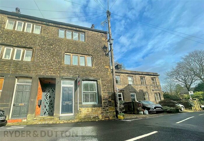 2 Bedroom Terraced House To Rent In The Square, Dobcross, Oldham, OL3