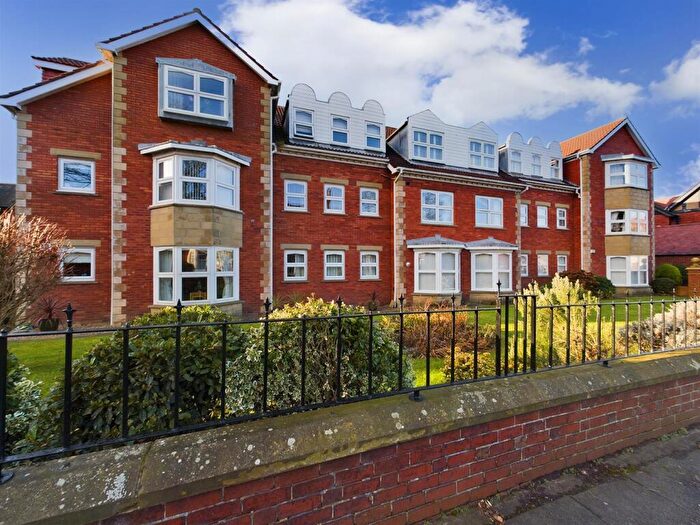 1 Bedroom Apartment For Sale In Holywell Avenue, Whitley Bay, NE26