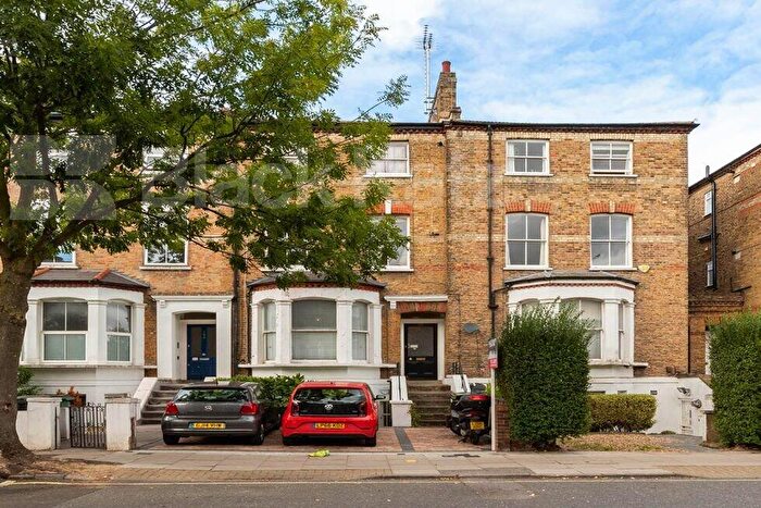 3 Bedroom Flat To Rent In Tufnell Park Road, Tufnell Park, N7