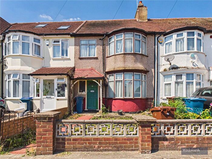 3 Bedroom Terraced House For Sale In Westfield Gardens, Harrow, Middlesex, HA3