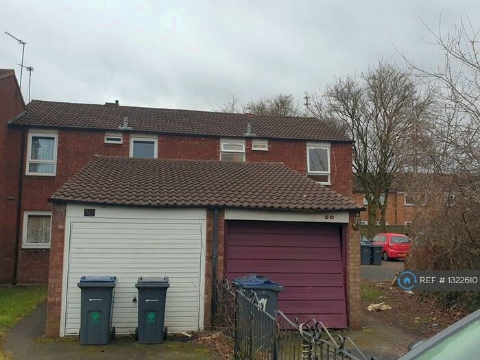 2 Bedroom Semi-Detached House To Rent In Whar Hall Road, Solihull, B92