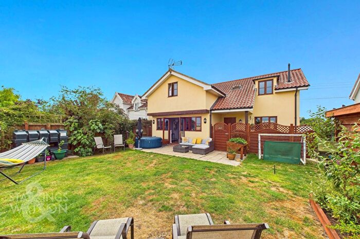 3 Bedroom Detached House For Sale In Broad Road, Cotton, Stowmarket, IP14