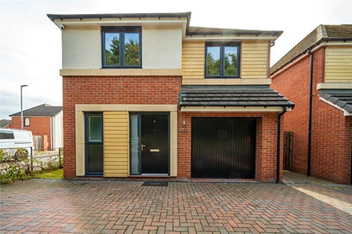 4 Bedroom Detached House For Sale In Woodridge, Langley Moor, Durham, DH7