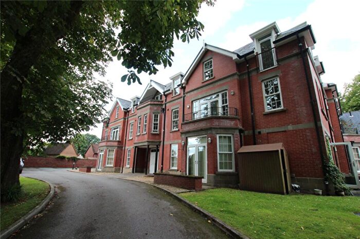 2 Bedroom Property To Rent In Greenmount Lane, Bolton, Greater Manchester, BL1