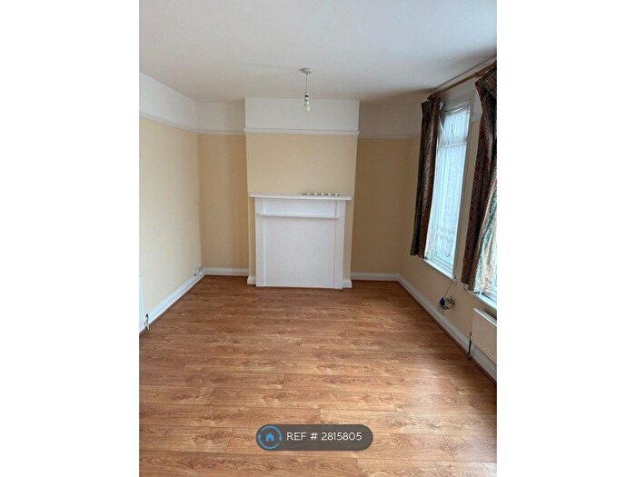 3 Bedroom Maisonette To Rent In Northolt Road, Harrow, HA2