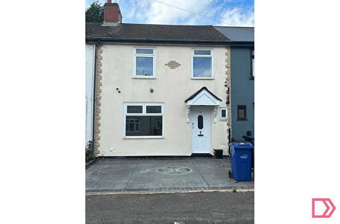 3 Bedroom Terraced House To Rent In Malvern Crescent, Dudley, West Midlands, DY2