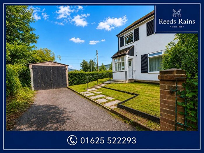 3 Bedroom Semi-Detached House For Sale In Brooke Way, Handforth, Wilmslow, Cheshire, SK9