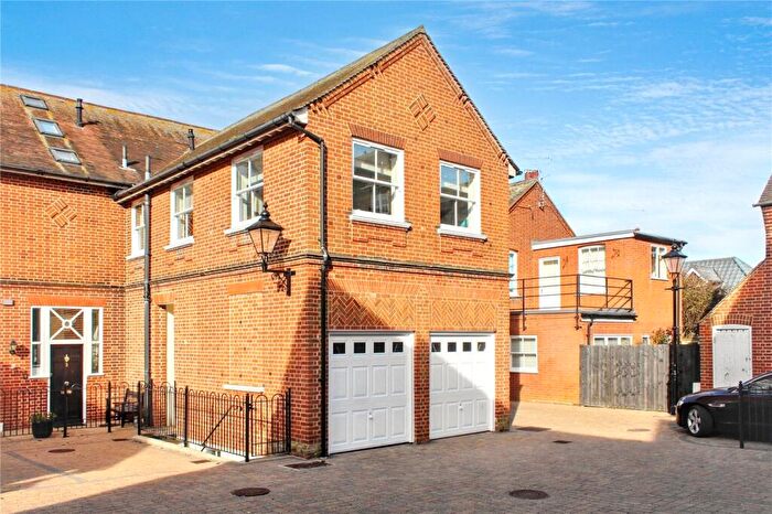 1 Bedroom Apartment For Sale In Wymering Road, Southwold, Suffolk, IP18