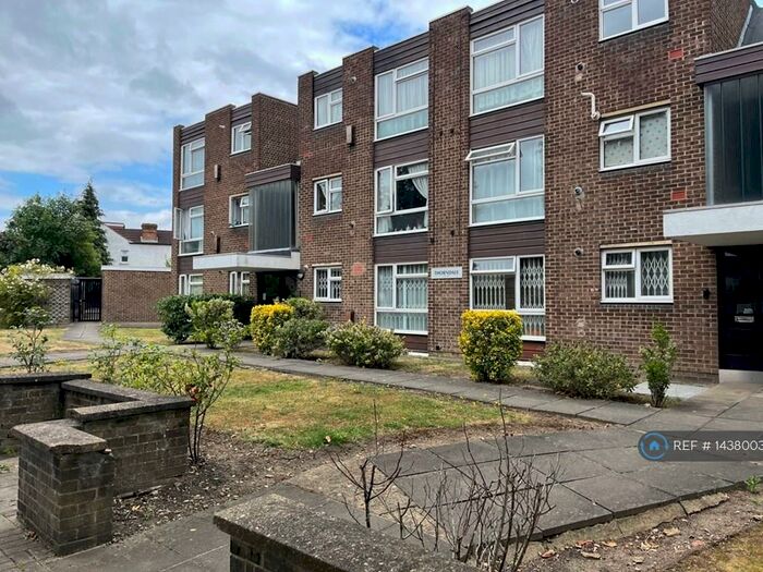 Studio To Rent In Thorndale, Edgware, HA8