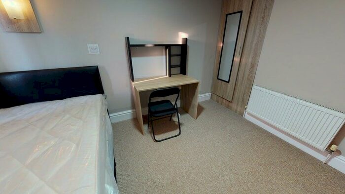 6 Bedroom House To Rent In Rookery Road, Selly Oak, B29