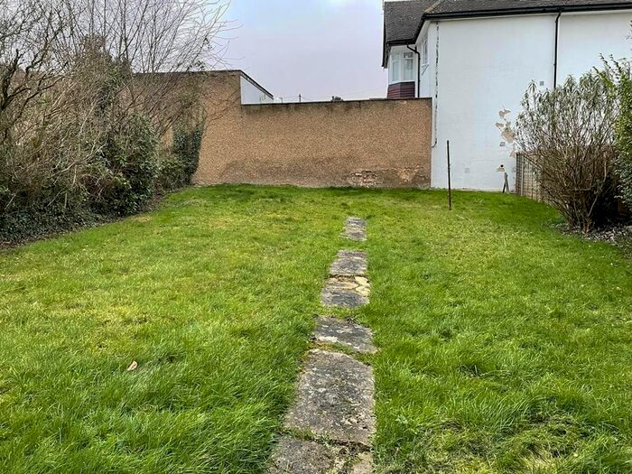 3 Bedroom End Of Terrace House To Rent In Tintagel Drive, Stanmore, HA7