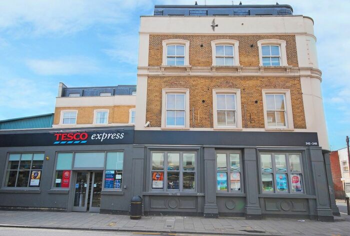 1 Bedroom Flat To Rent In Belinda Road, London, SW9