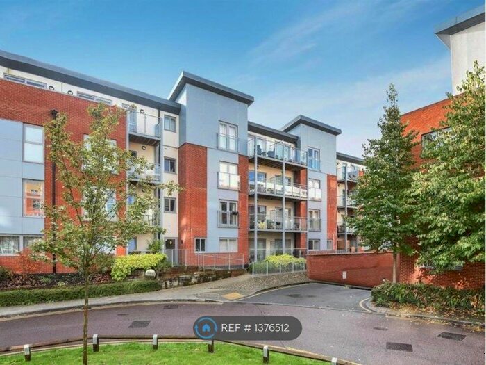 2 Bedroom Flat To Rent In Charrington Place, St. Albans, AL1
