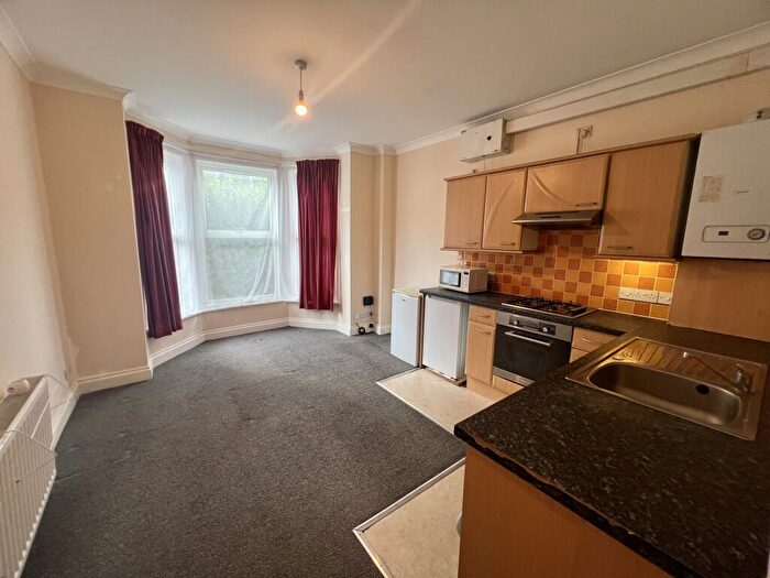 1 Bedroom Flat To Rent In Ordnance Rd, Flat, SO15