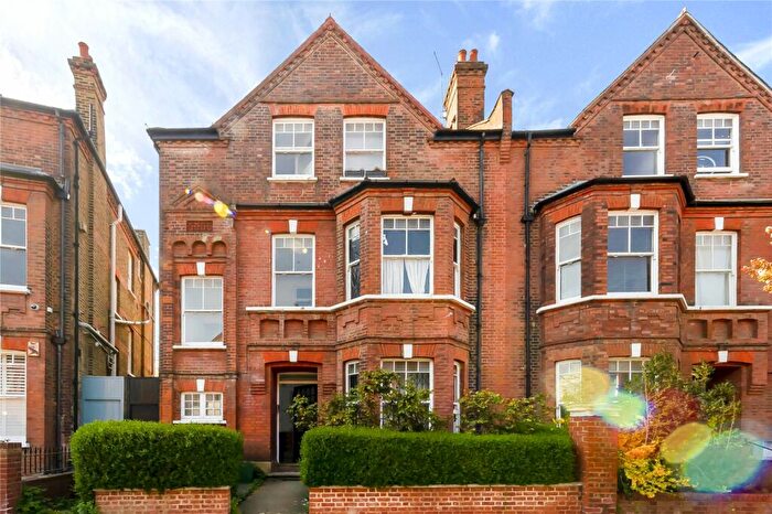 1 Bedroom Flat To Rent In Downside Crescent, Belsize Park, NW3