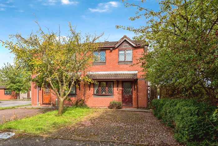 3 Bedroom Semi-Detached House For Sale In Westfields, Birchmoor, Tamworth, B78