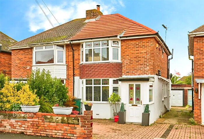 3 Bedroom Semi-Detached House For Sale In Mill Hill Road, Cowes, Isle Of Wight, PO31