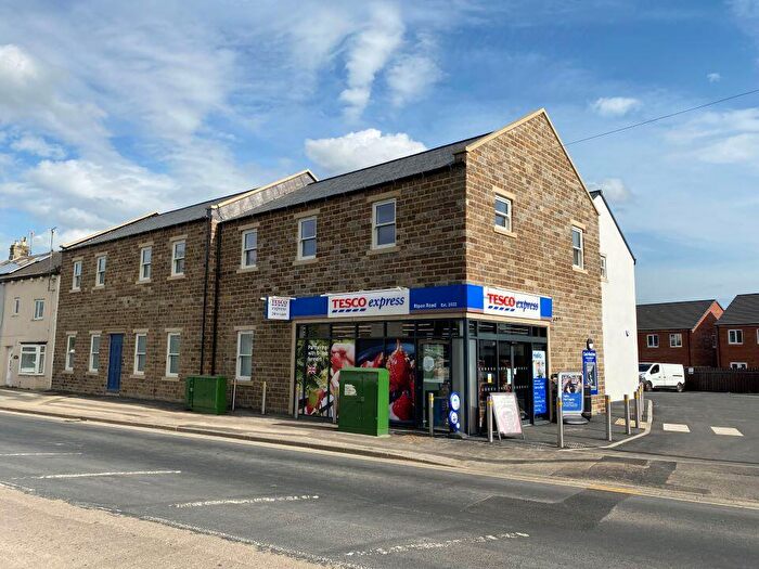 2 Bedroom Flat To Rent In Ripon Road, Killinghall, HG3
