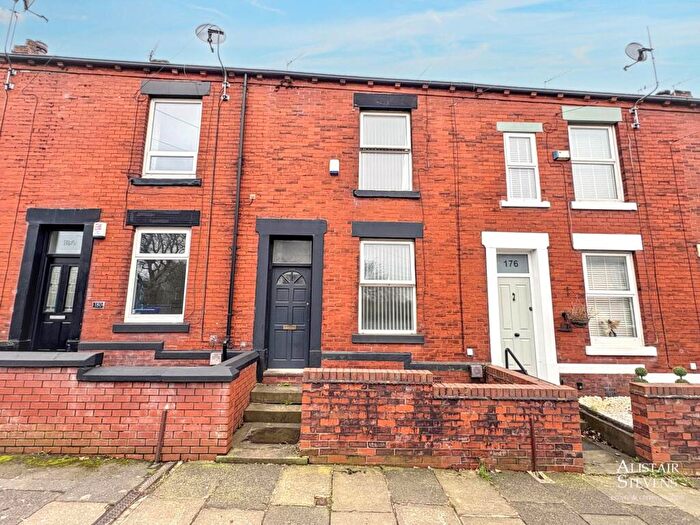 2 Bedroom Terraced House For Sale In High Barn Street, Royton, Oldham, OL2