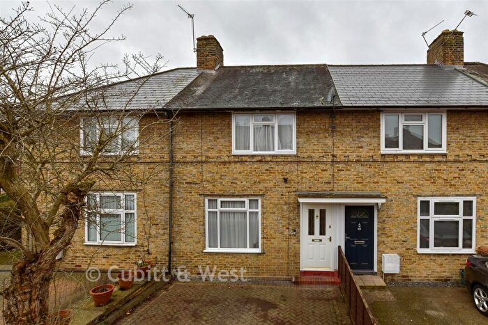 2 Bedroom Terraced House For Sale In Kirksted Road, Morden, Surrey, SM4