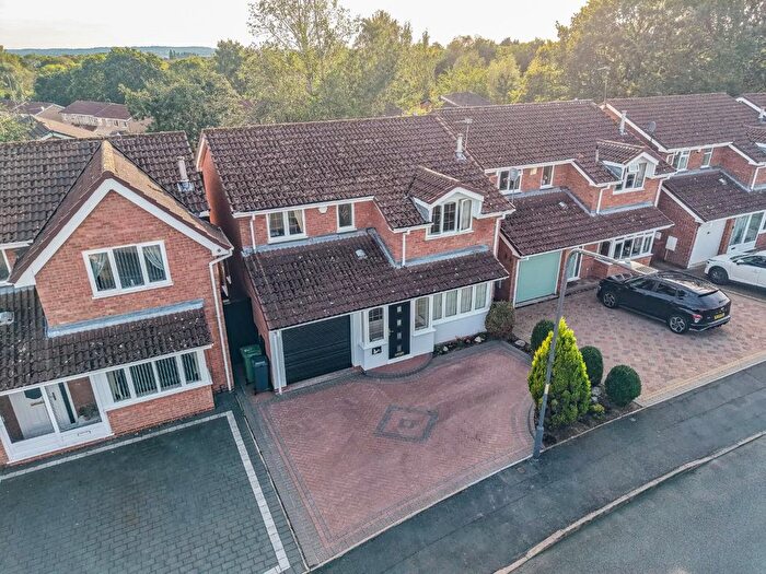 4 Bedroom Detached House For Sale In Ullswater Road, Willenhall, WV12