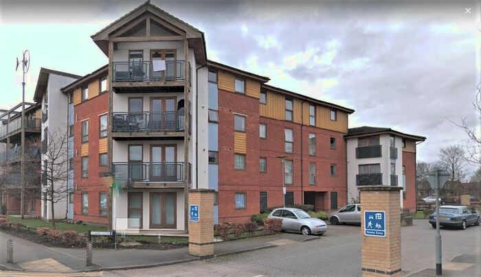 2 Bedroom Flat To Rent In Innerd Court, Clarke Close, Croydon, CR0