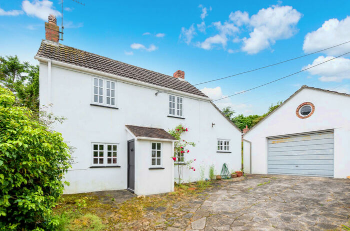 4 Bedroom Detached House For Sale In Yenston, Templecombe, BA8