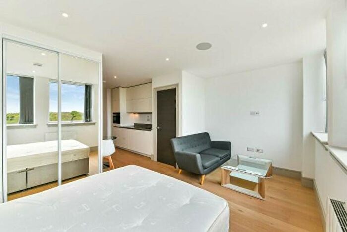 Studio To Rent In Middlesex House, High Street, Edgware, HA8