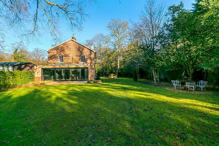 5 Bedroom Detached House To Rent In Ham Common, Ham TW10