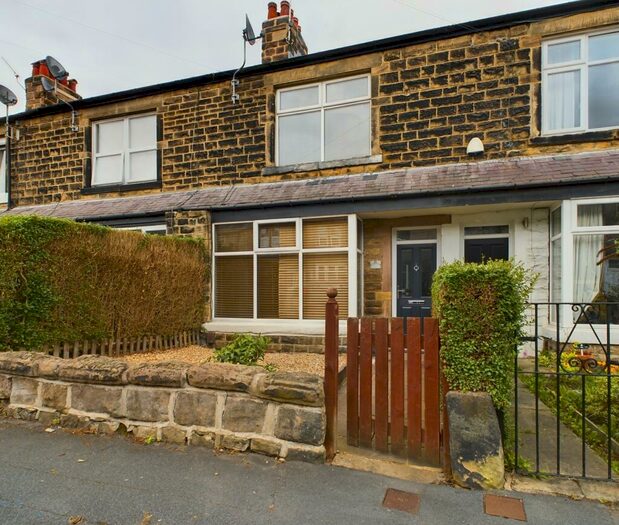 3 Bedroom Terraced House To Rent In Burke Street, Harrogate, HG1