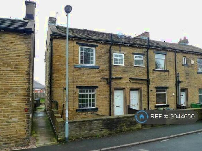1 Bedroom End Of Terrace House To Rent In Lumby Lane, Leeds, LS28