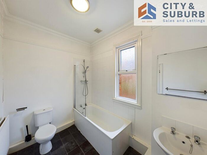 4 Bedroom Terraced House To Rent In Tenth Avenue. Heaton, Newcastle, NE6