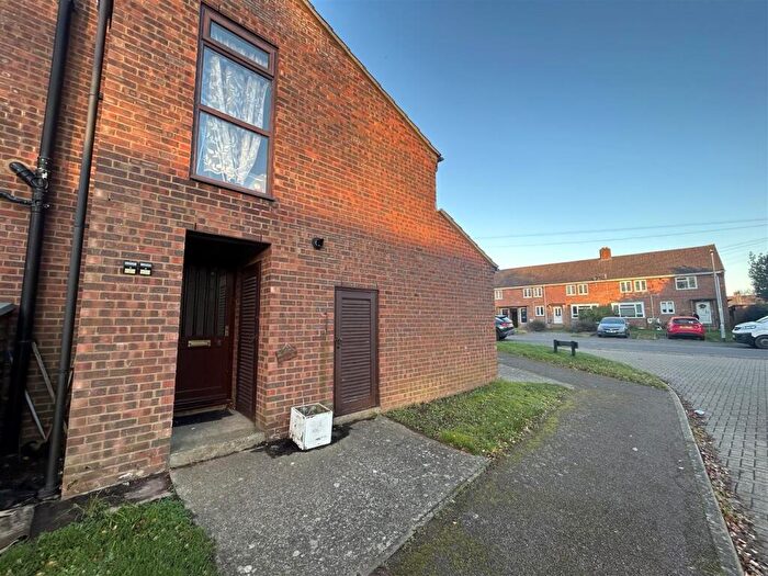 1 Bedroom Flat To Rent In Newtown Potton Bedfordshire, SG19