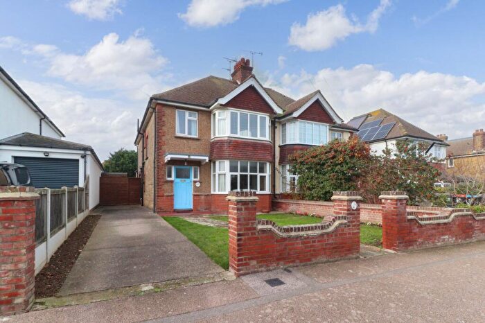 4 Bedroom Semi-Detached House For Sale In Barnes Avenue, Margate, CT9