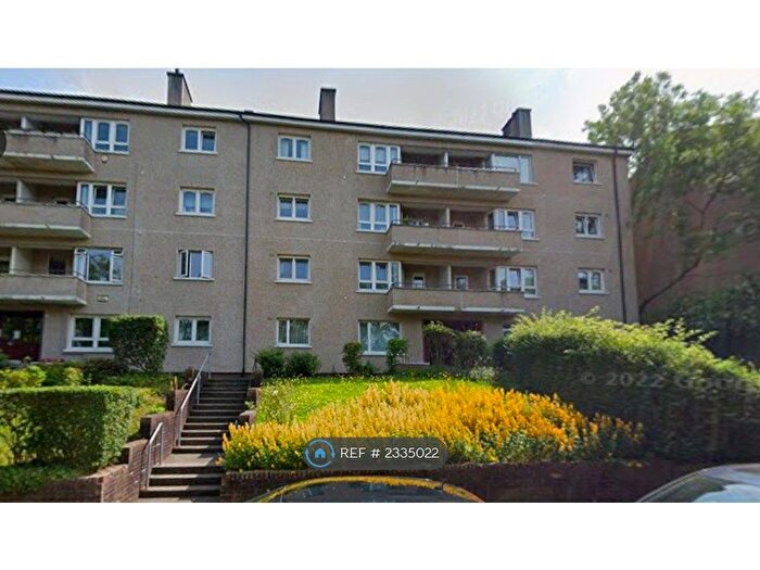 2 Bedroom Flat To Rent In Barrmill Road, Glasgow, G43