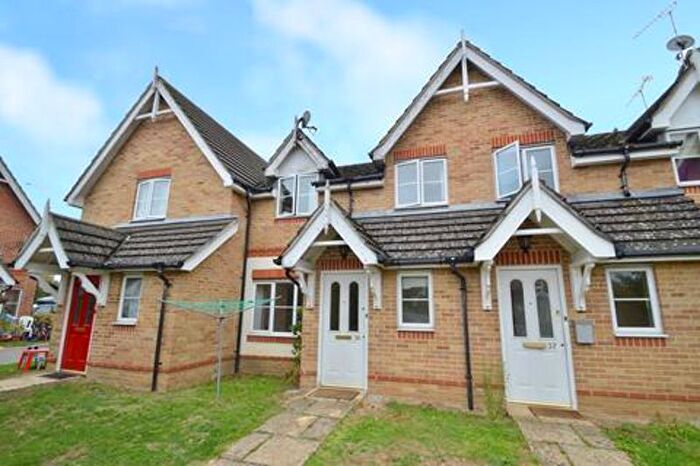 2 Bedroom Terraced House To Rent In Huntington Place, Slough, SL3