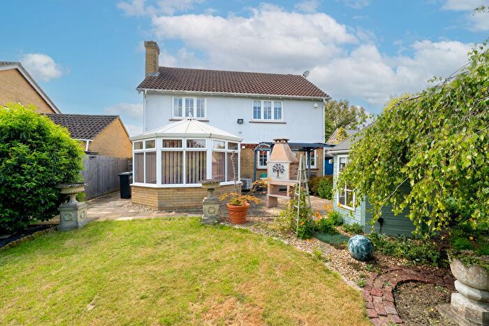4 Bedroom Detached House For Sale In Taskers Field, Caxton, CB23