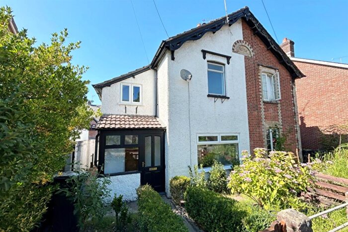 2 Bedroom Semi-Detached House To Rent In Wimborne, BH21