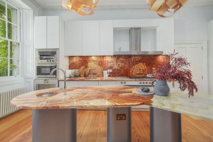 5 Bedroom Town House For Sale In Endsleigh Street, London, WC1H