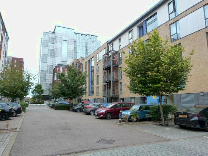 3 Bedroom Flat To Rent In Pulse Development, Colindale, NW9